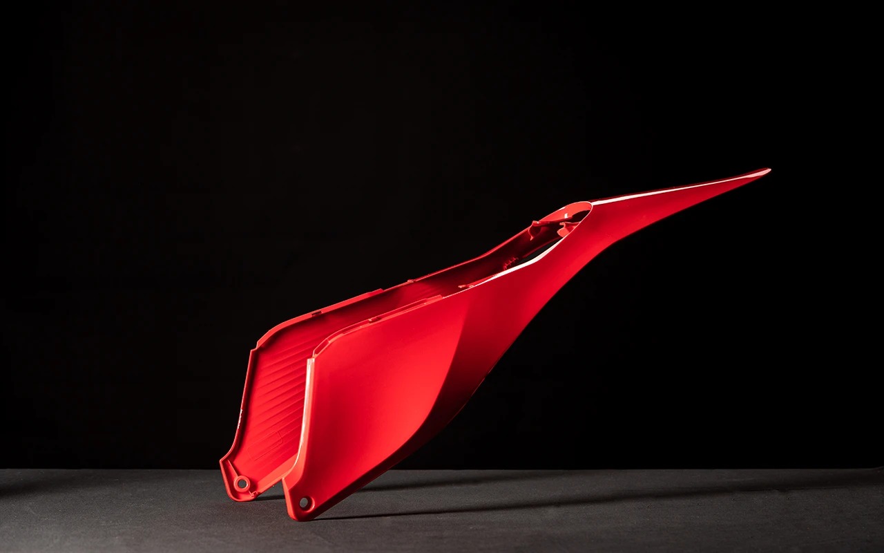 DEtBLA34gW_Rear fender (1).jpg